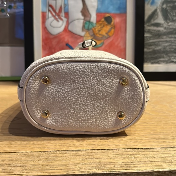 Coach Dempsey Drawstring 15 - Picture 7 of 9